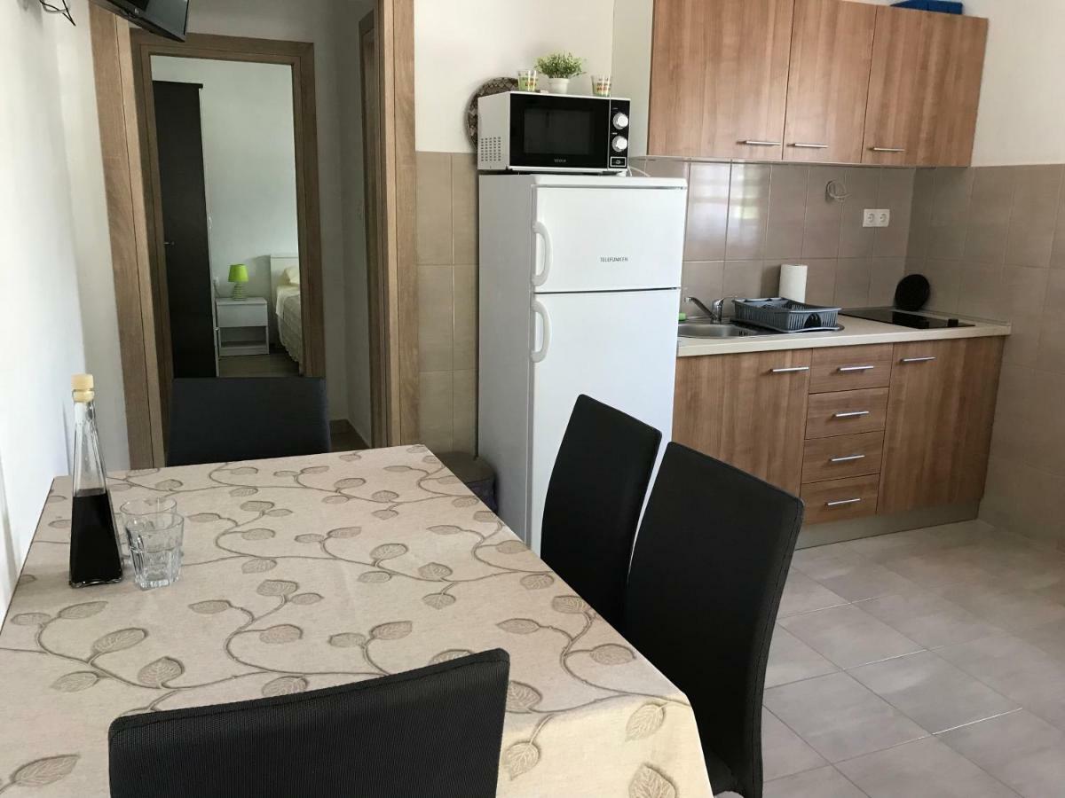 Apartman Mirjana With Terrace And Free Parking Donji Okrug  Екстер'єр фото